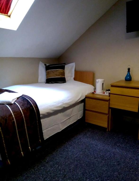 The Liverpool Reds B&B room 2